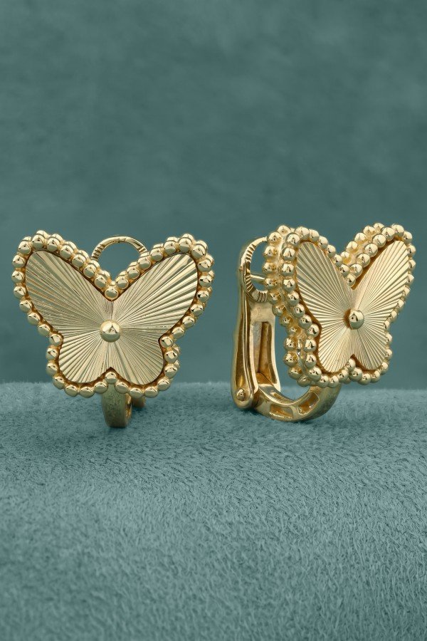 Серьги из лимонного золота c рубином