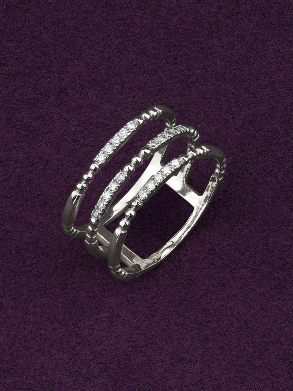 Кольцо из белого золота c бриллиантами