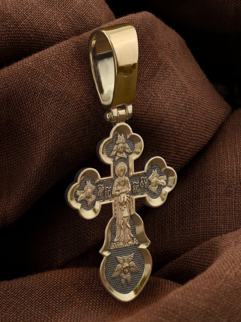 Крест из лимонного золота