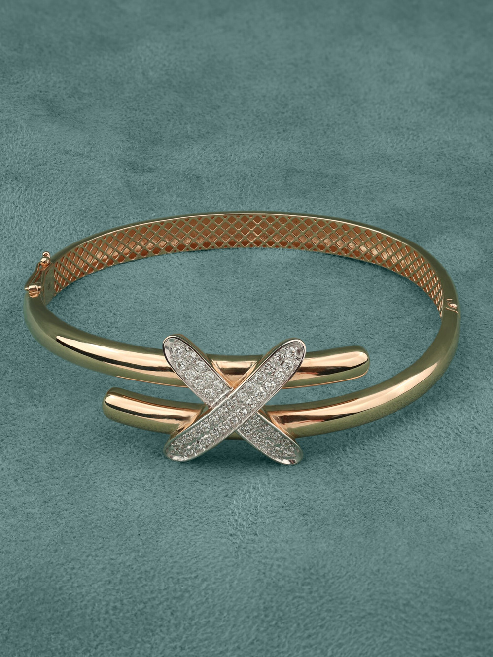 Браслет из золота c бриллиантами