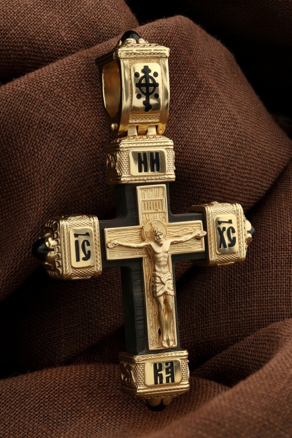 Крест из лимонного золота c эмаль , ониксом и эбеновым деревом