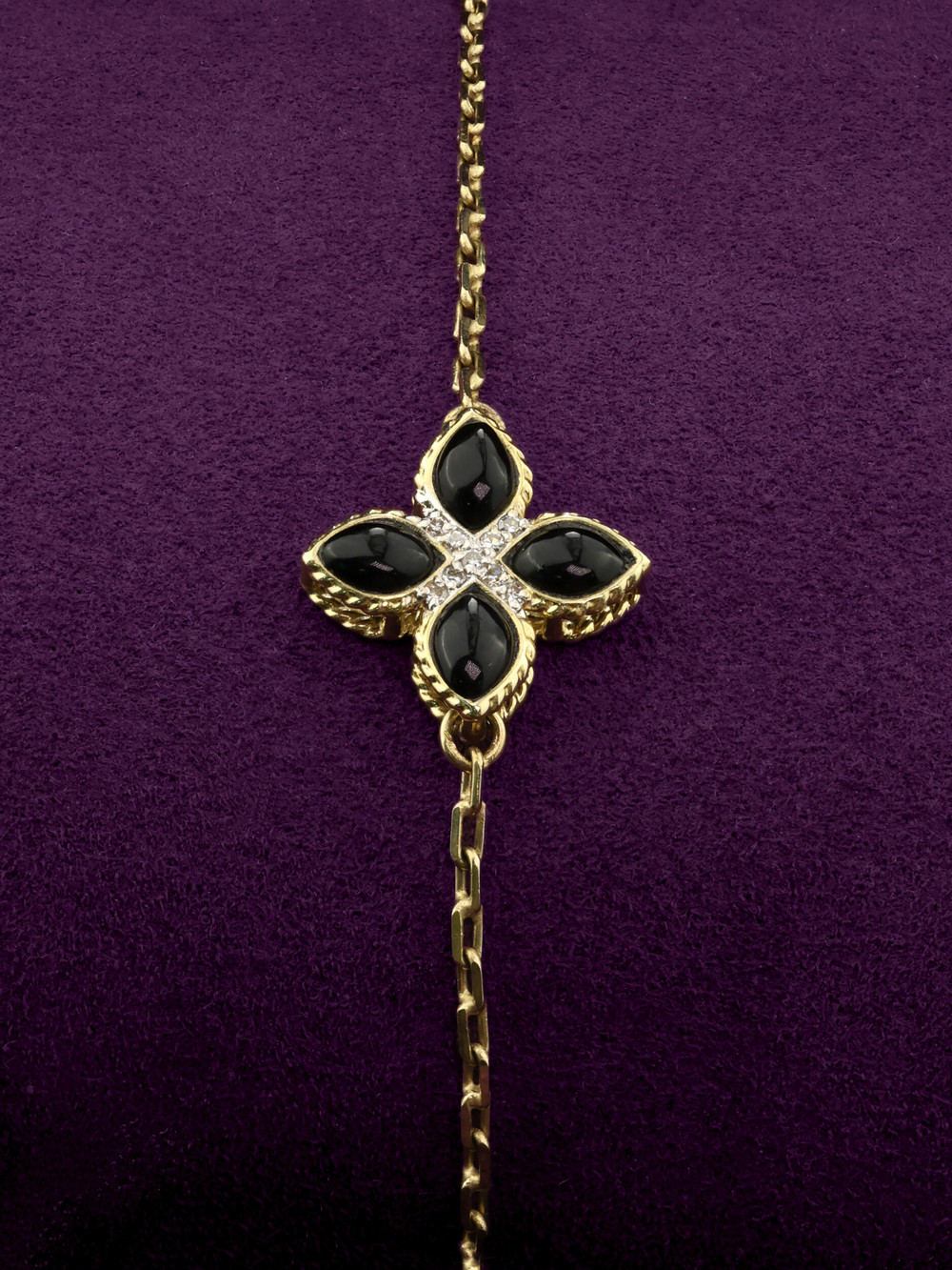 Браслет из лимонного золота c бриллиантами и ониксом