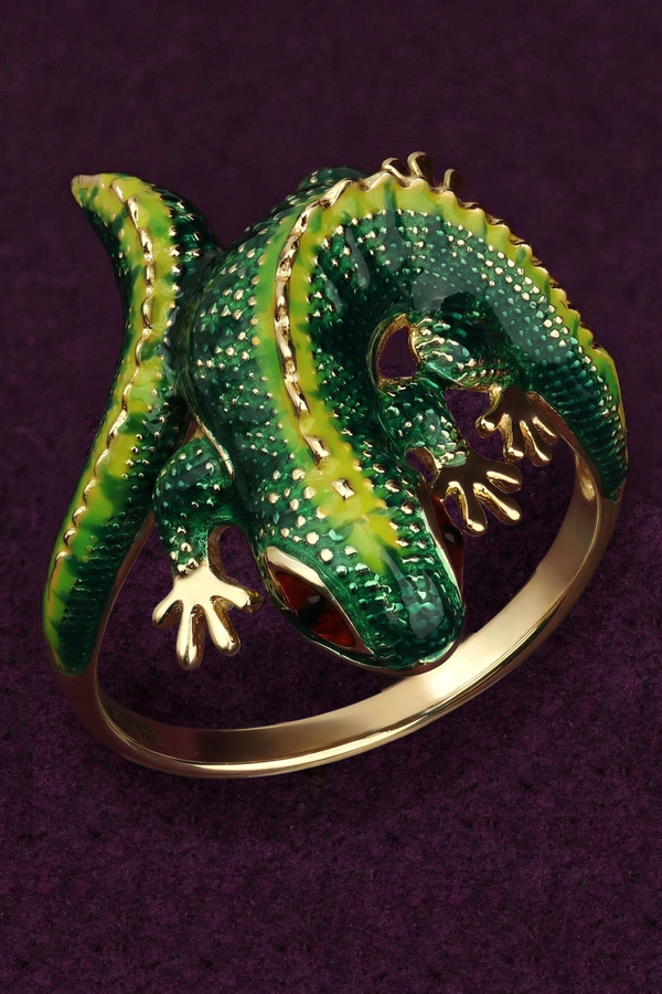 Кольцо из лимонного золота c эмаль