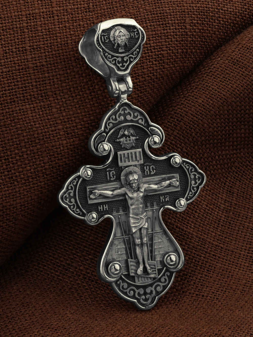 Крест из белого золота