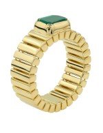 Кольцо из лимонного золота c малахитом