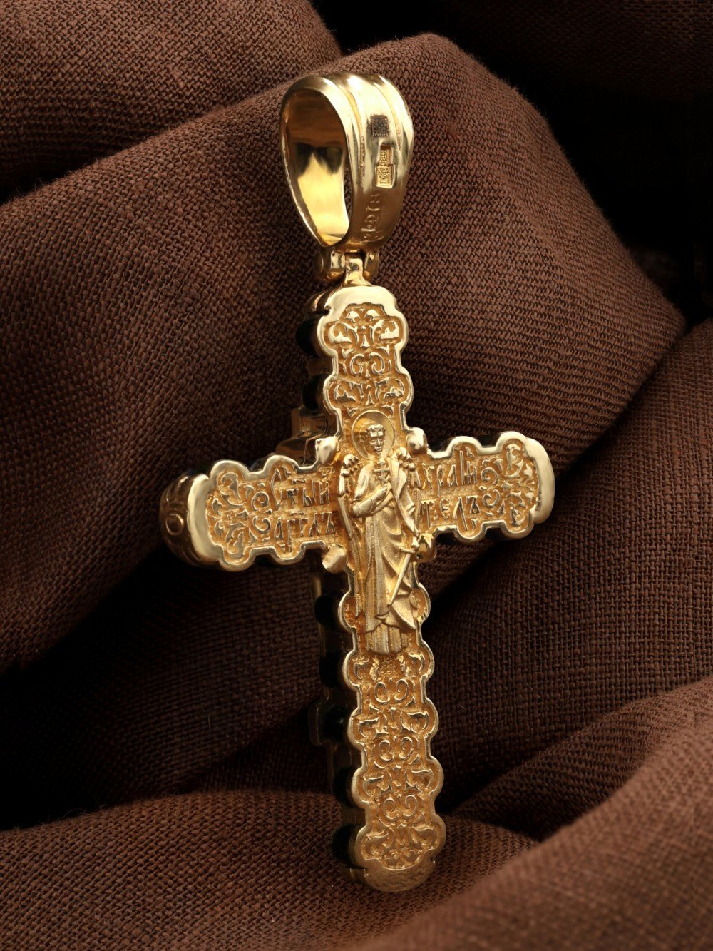 Крест из лимонного золота c ониксом