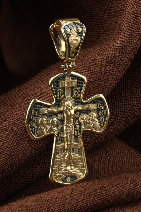 Крест из лимонного золота