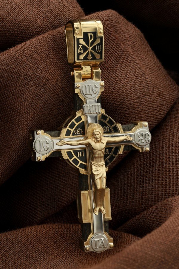 Крест из лимонного золота c эмалью и эбеновым деревом