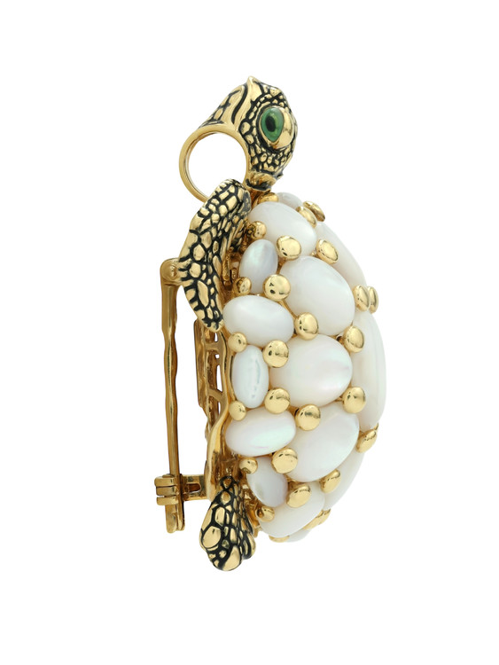 Брошь из лимонного золота c эмаль и перламутром