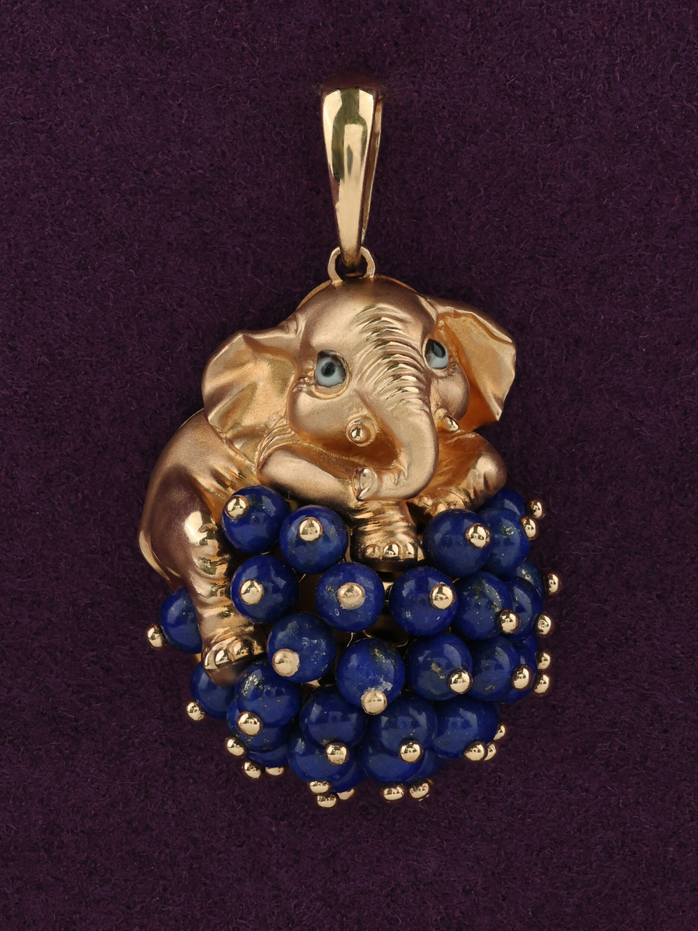 Подвеска из золота c эмаль и лазуритом