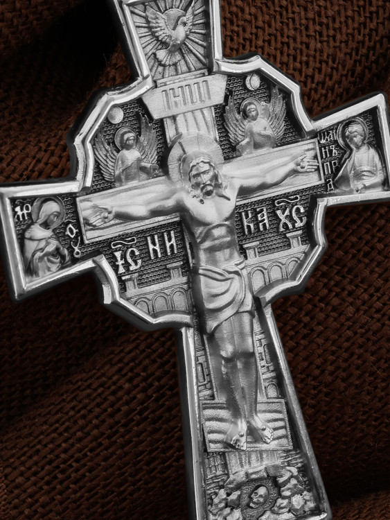 Крест из белого золота