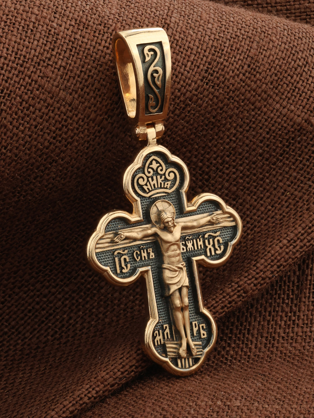 Крест из золота
