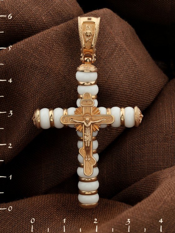 Крест из золота c агатом