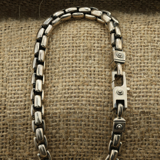 Браслет из серебра