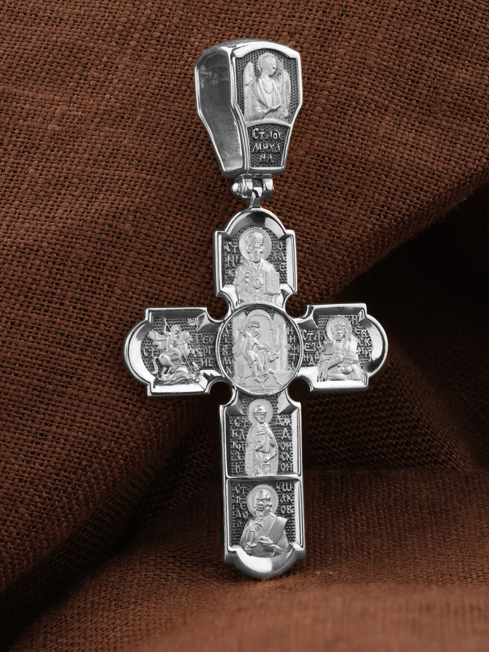 Крест из белого золота