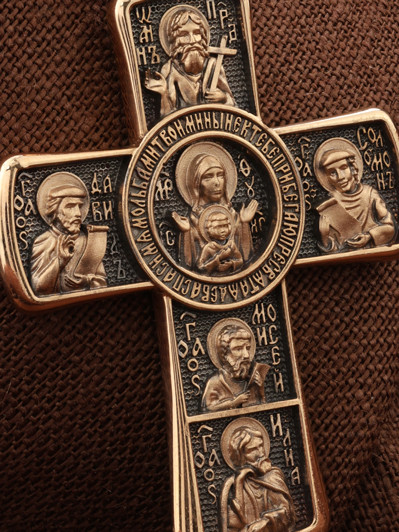 Крест из золота