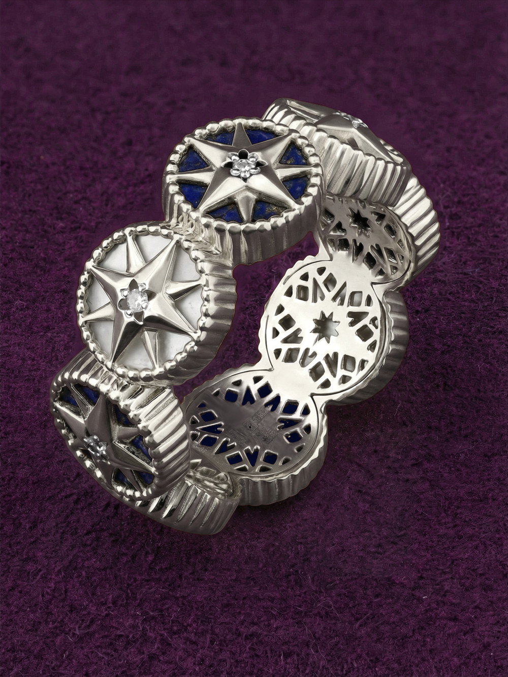 Кольцо из белого золота c бриллиантами, лазуритом и перламутром