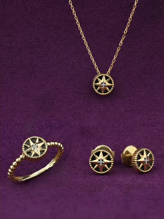 Колье из лимонного золота c бриллиантами и ониксом