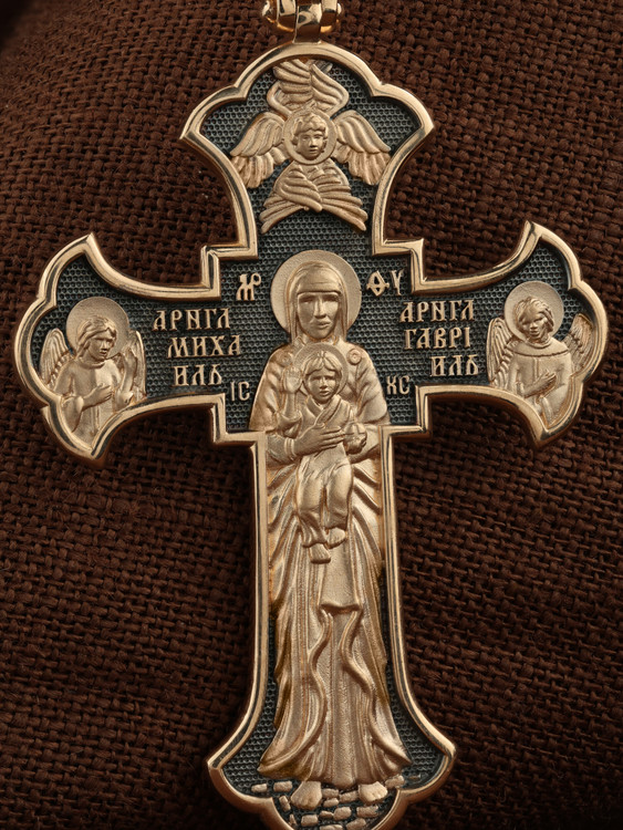 Крест из золота