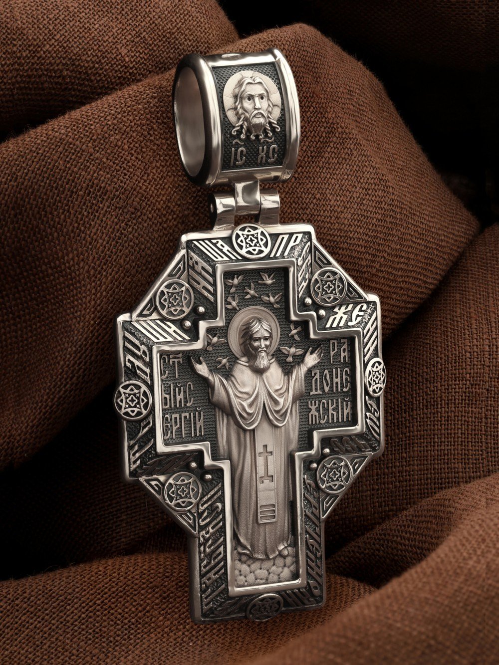 Крест из белого золота