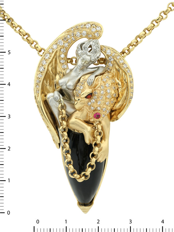 Колье из лимонного золота c эмаль , бриллиантами, рубином, ониксом и рубином