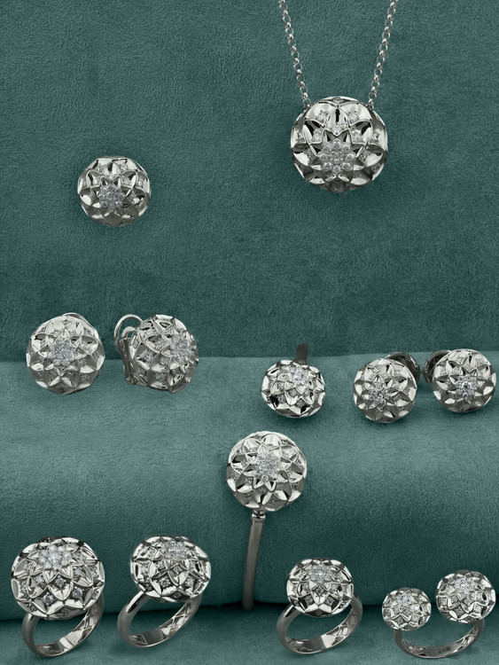 Браслет из белого золота c бриллиантами