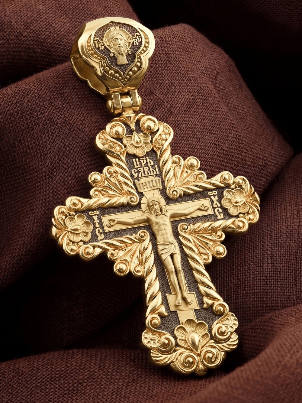 Крест из лимонного золота