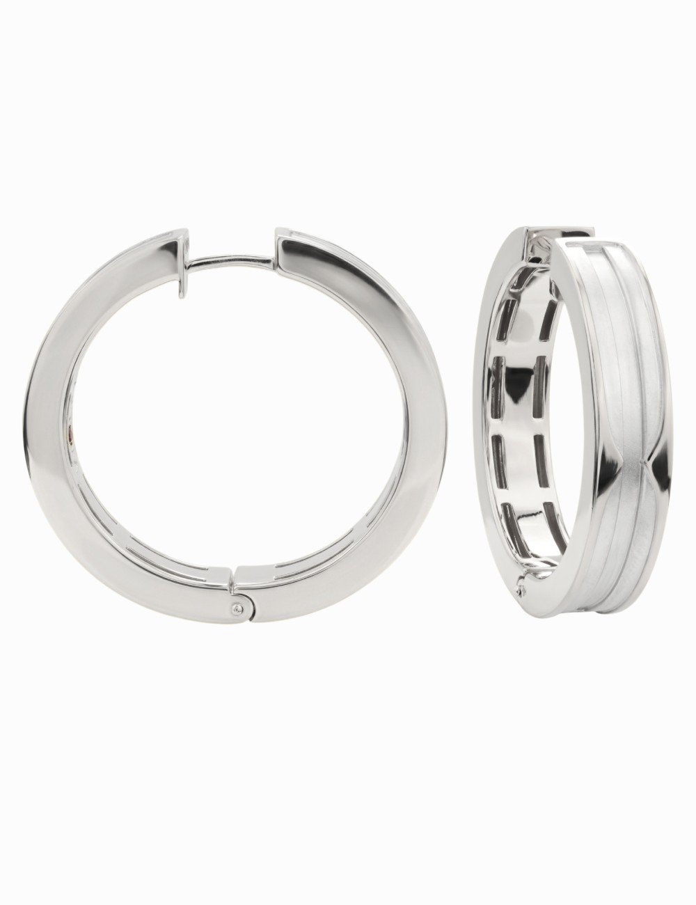 Серьги из белого золота c рубином