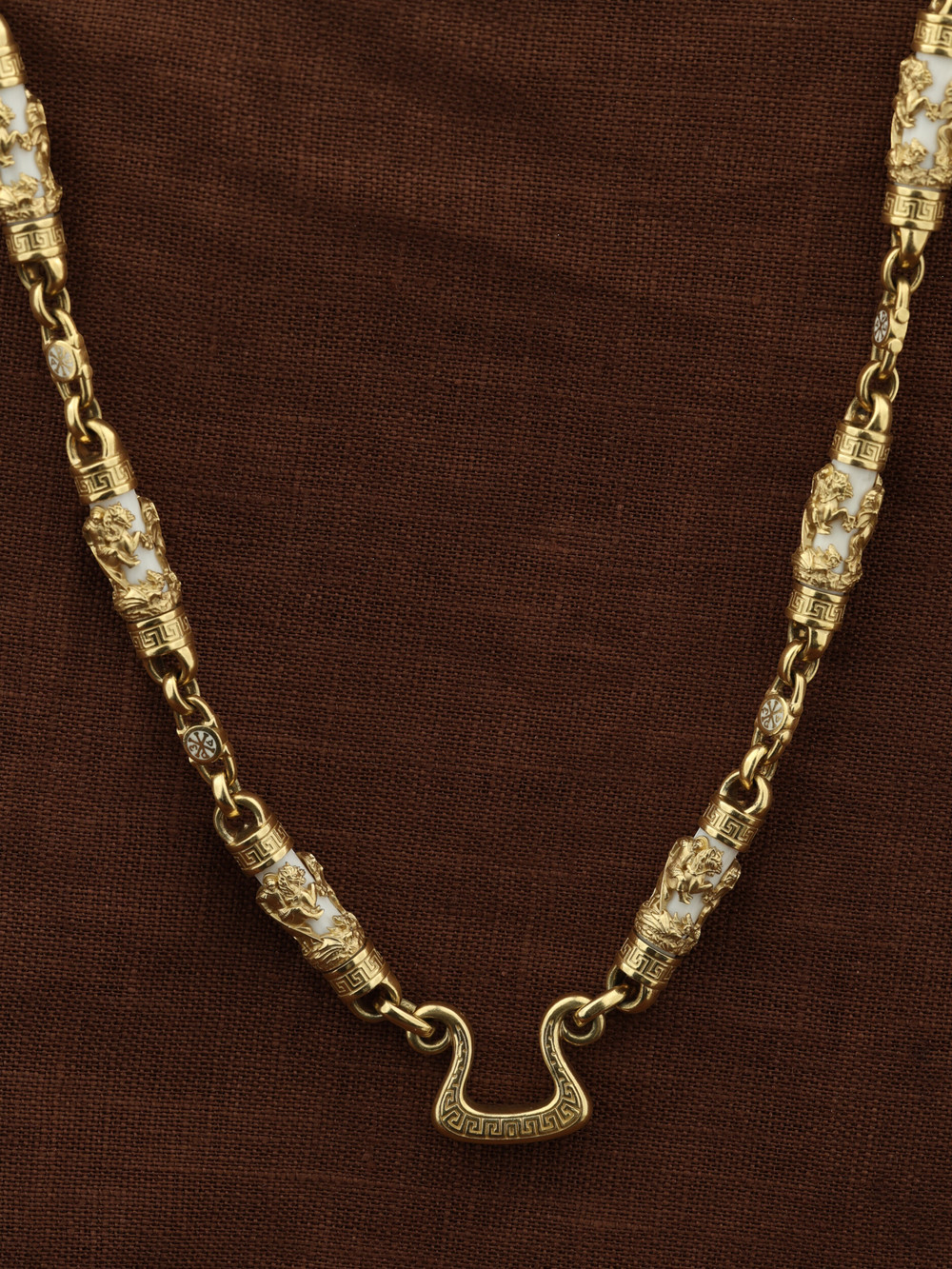 Цепь из лимонного золота c эмаль и бивнем мамонта