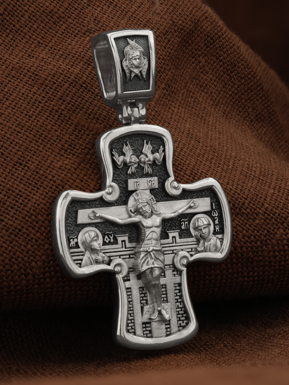 Крест из белого золота