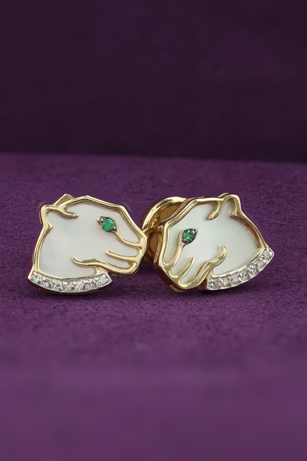 Серьги из лимонного золота c бриллиантами, изумрудом и перламутром