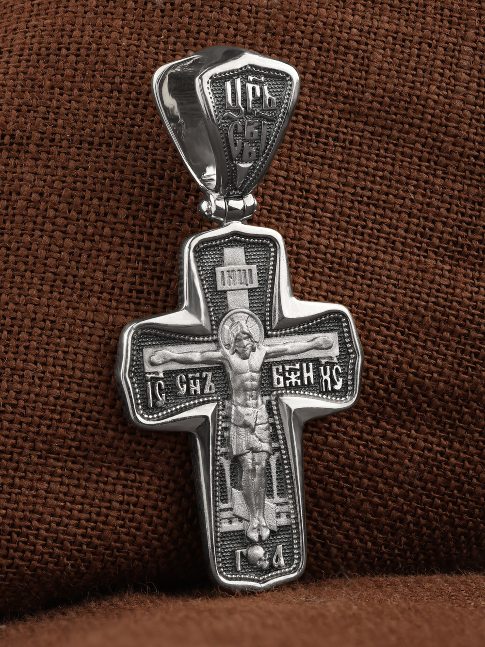 Крест из белого золота