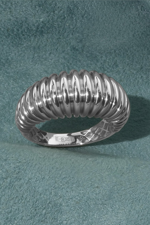 Кольцо из белого золота