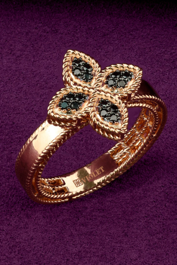 Кольцо из золота c бриллиантами