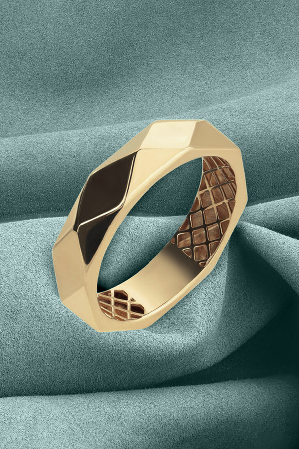 Кольцо из золота