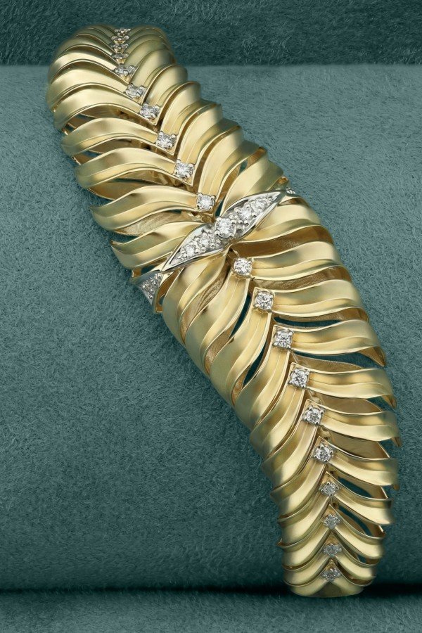 Браслет из лимонного золота c бриллиантами