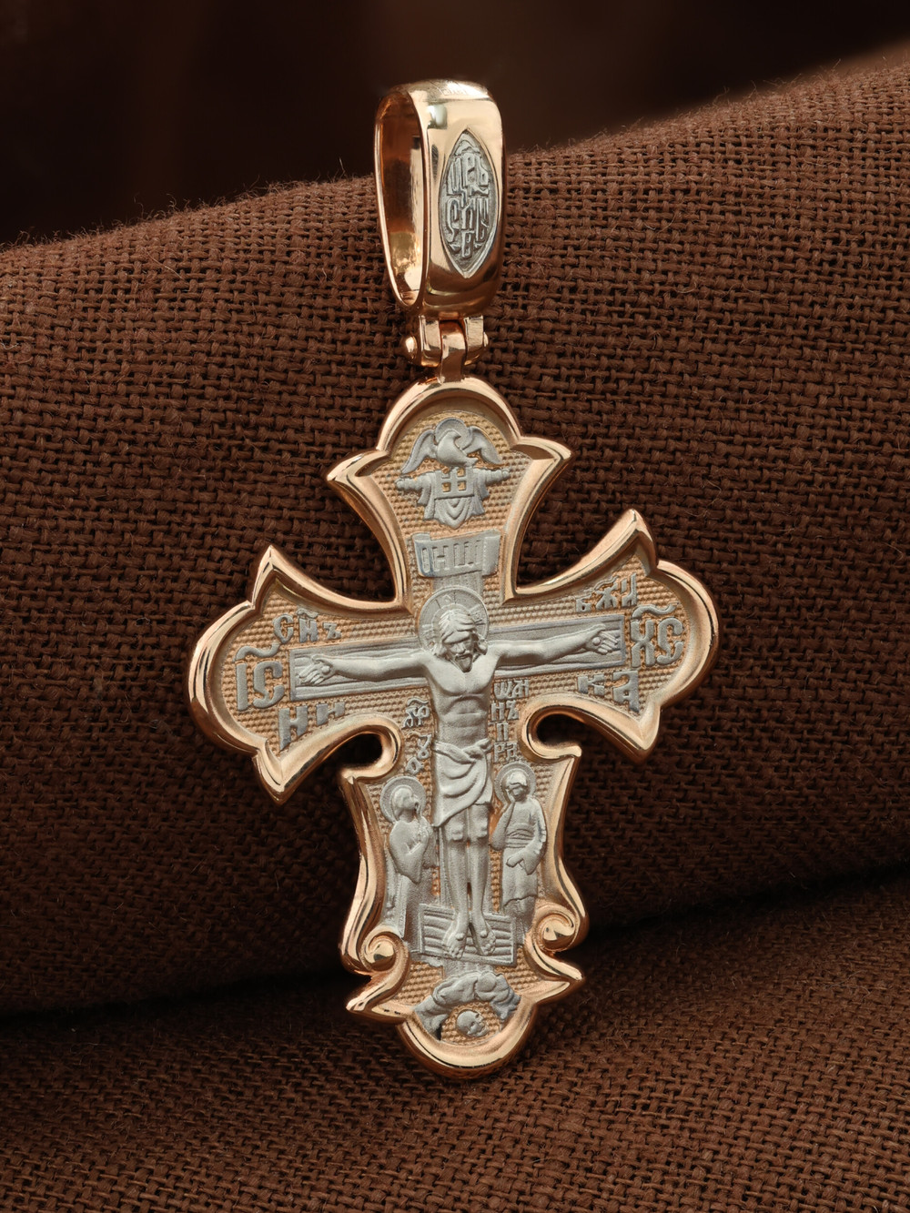 Крест из золота