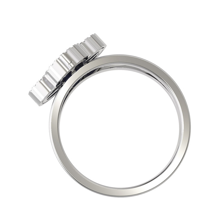 Кольцо из белого золота c бриллиантами и ониксом