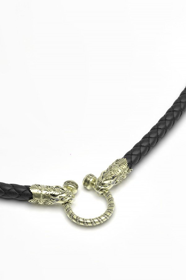 Шнурок кожаный из зелёного золота c кожаным шнурком