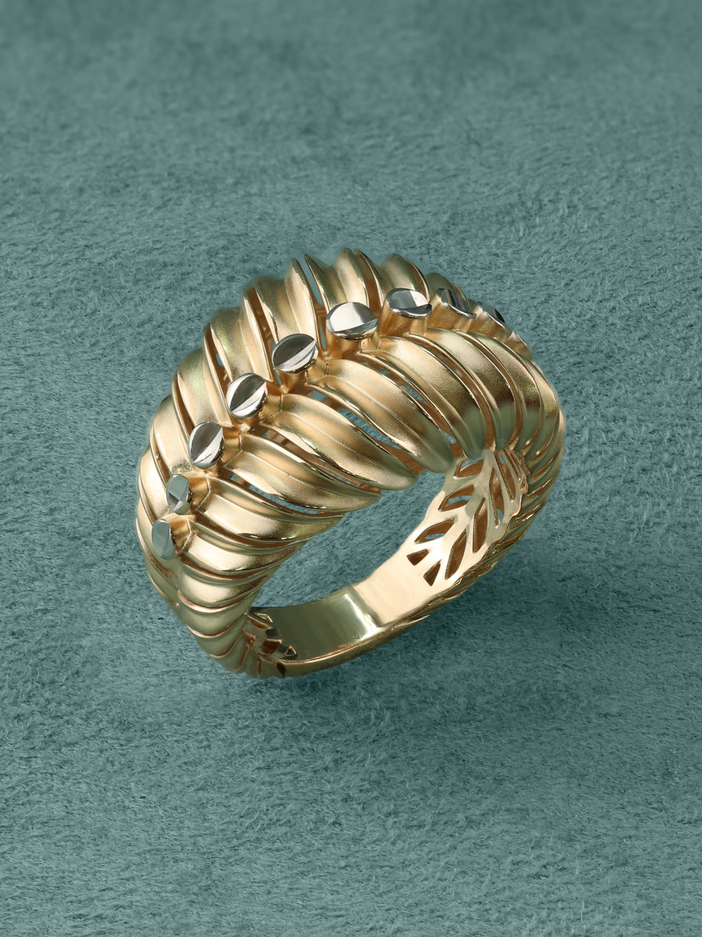 Кольцо из золота