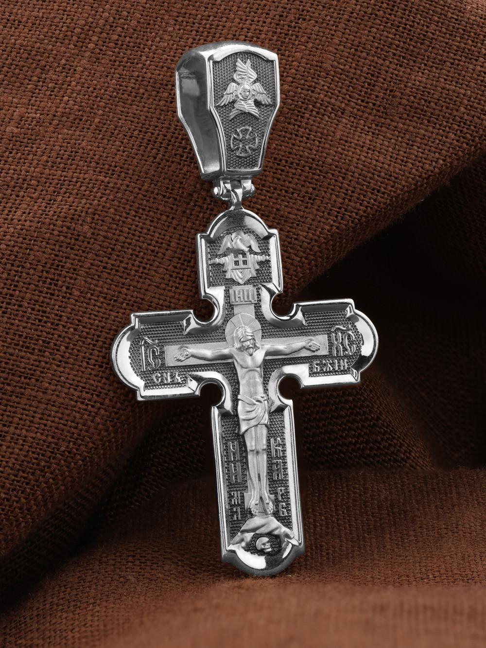 Крест из белого золота
