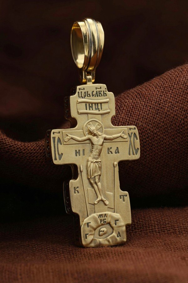 Крест из лимонного золота