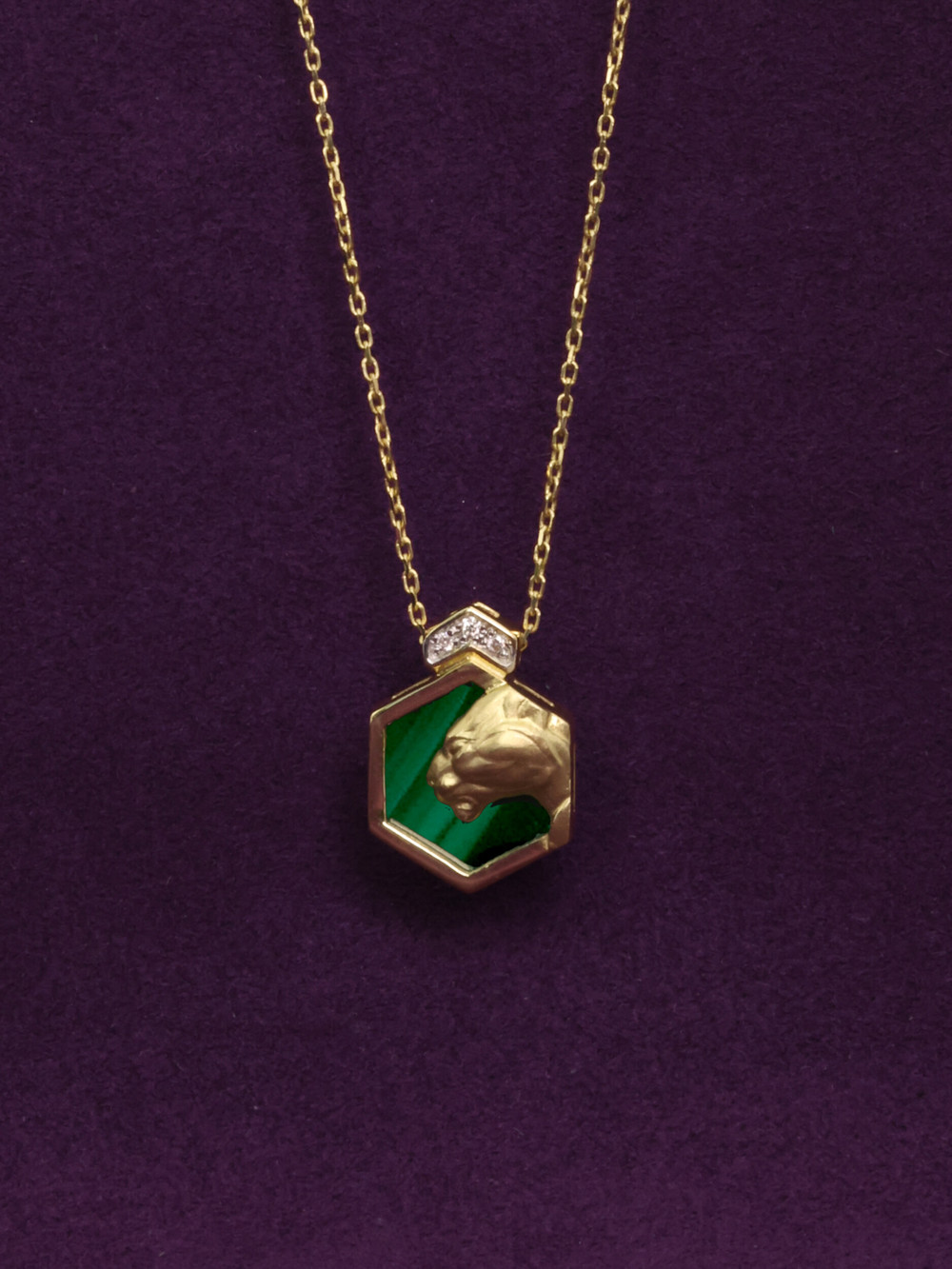 Колье из лимонного золота c бриллиантами и малахитом