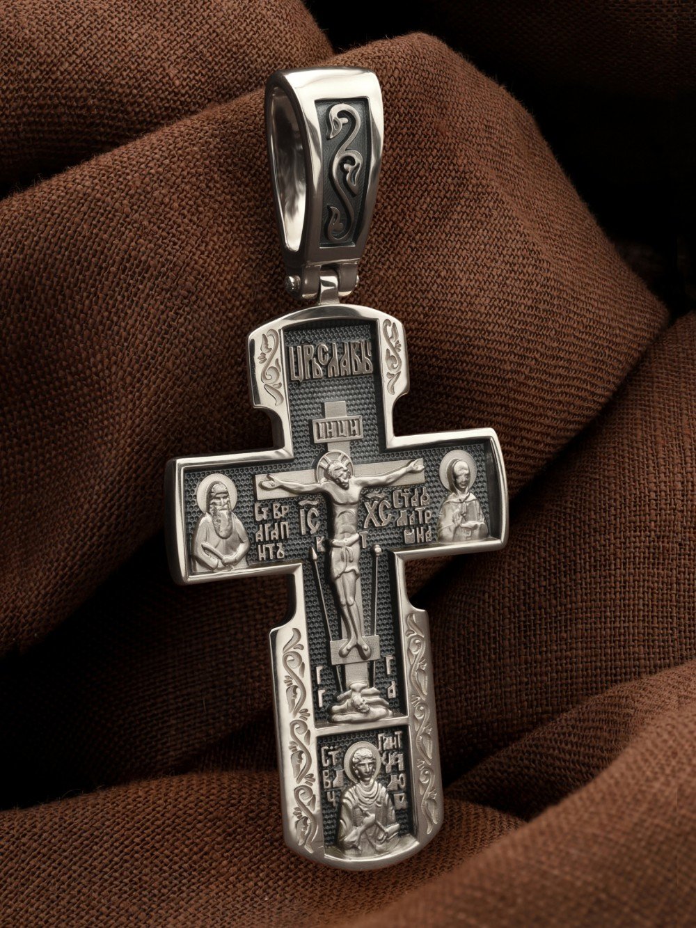 Крест из белого золота