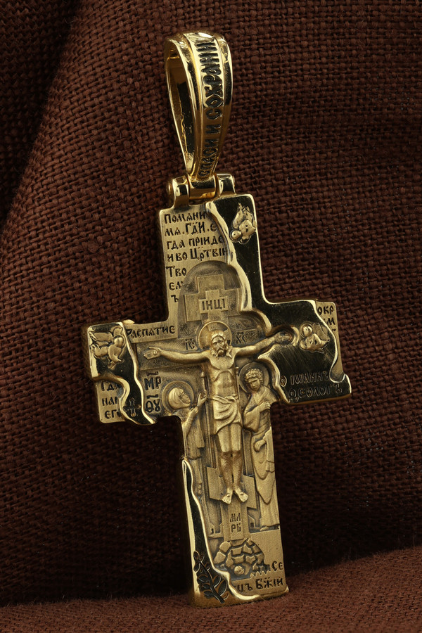 Крест из лимонного золота