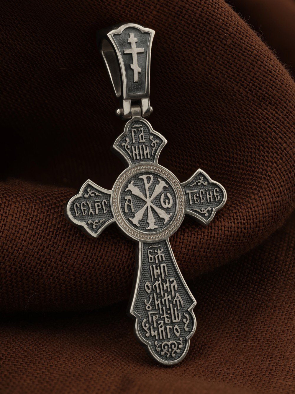 Крест из белого золота