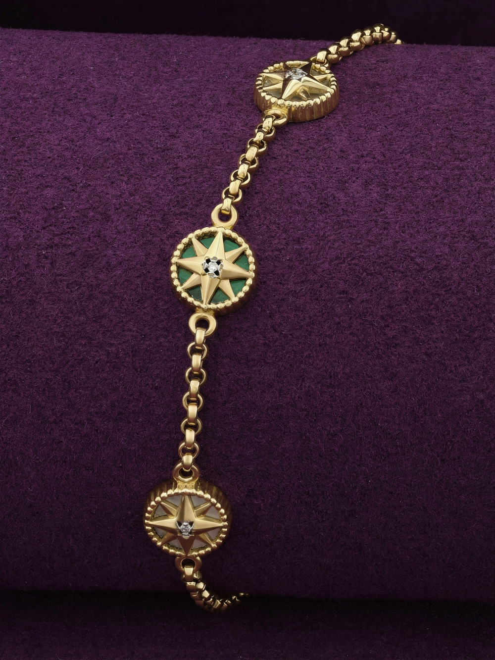 Браслет из лимонного золота c бриллиантами, малахитом и перламутром