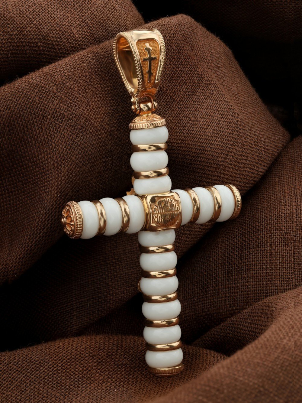 Крест из золота c агатом