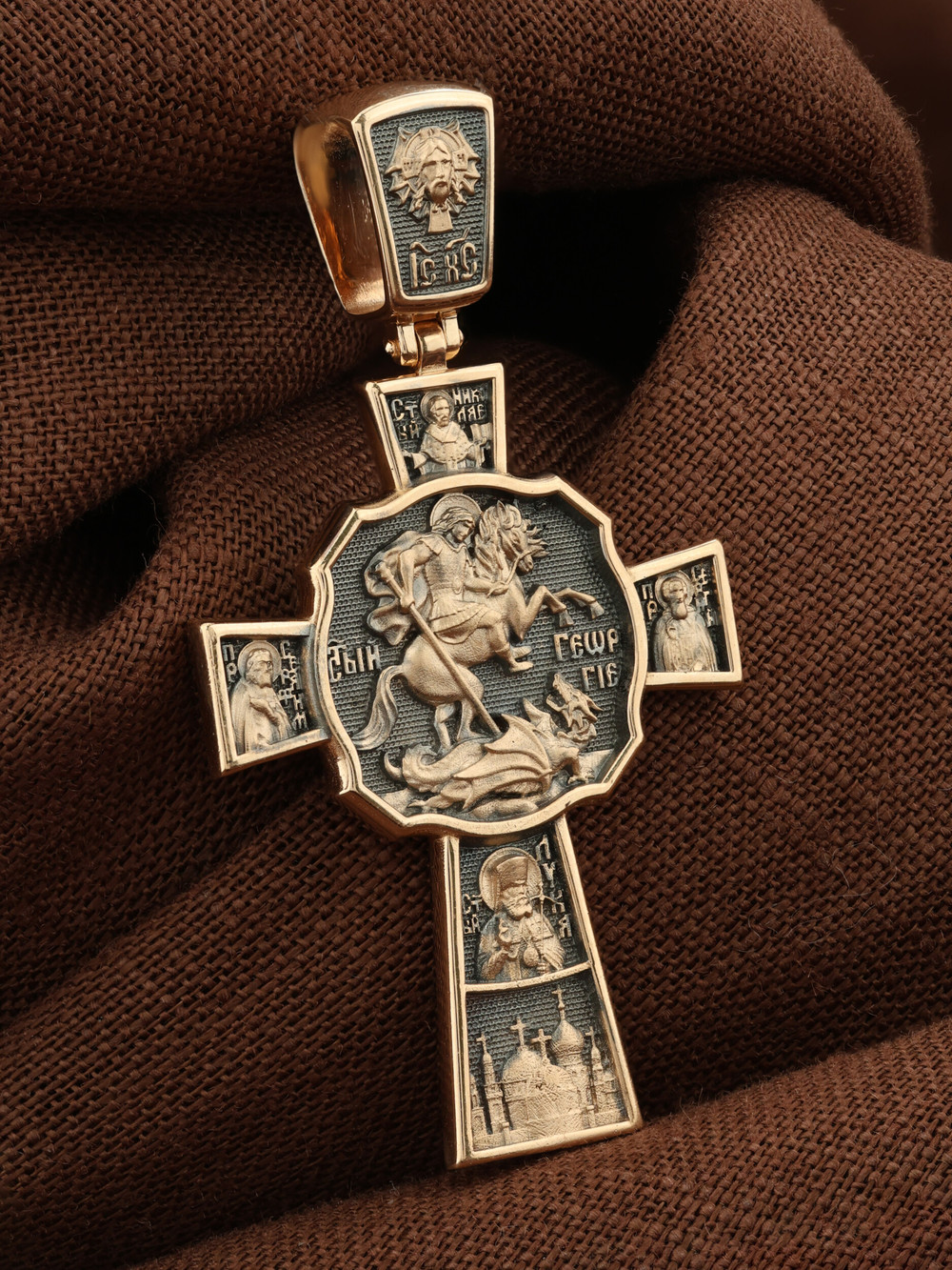 Крест из золота