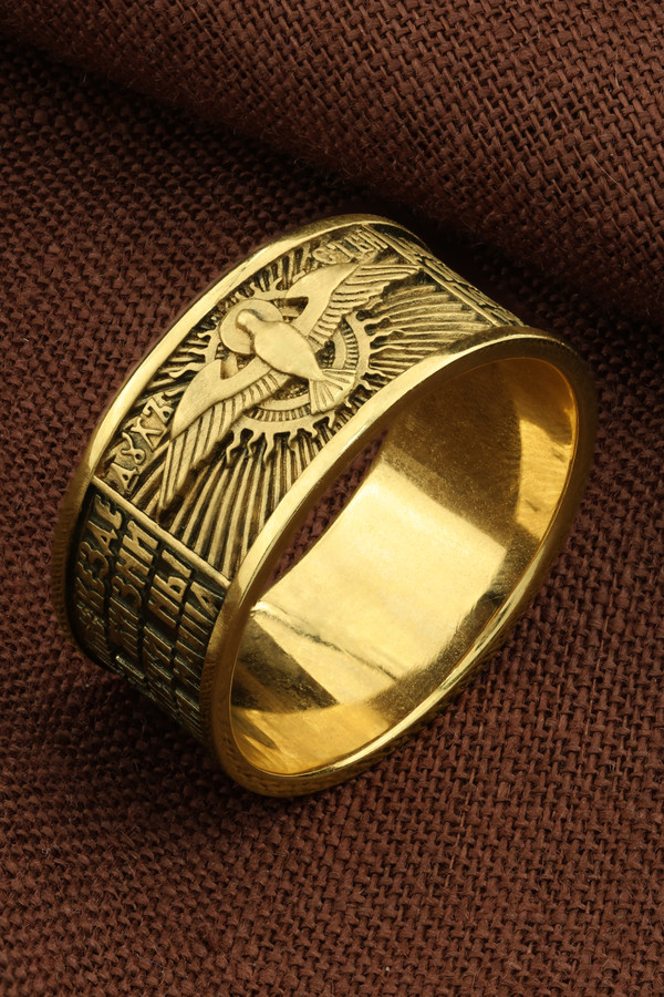 Кольцо из лимонного золота